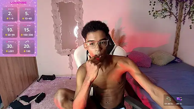 Snapshot of IamAndrey chatting on 06/08/26, 11:16 IamAndrey online show from 06/08/26, 11:16