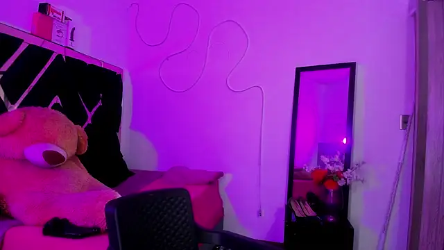 evelott allenx online show from 06/22/26, 10:51