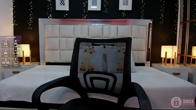 aria bloomer online show from 06/08/26, 12:05