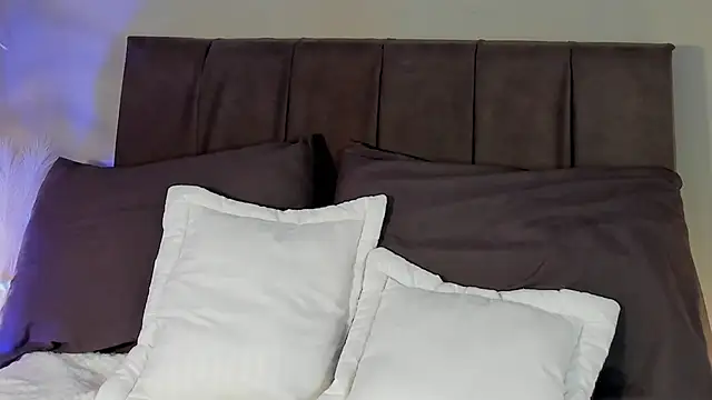 Snapshot of Alexander_Diazz chatting on 06/11/26, 02:48 Alexander Diazz online show from 06/11/26, 02:48