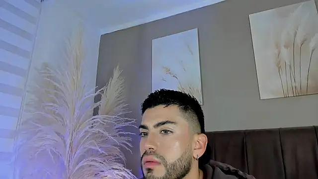 Alexander Diazz online show from 07/23/26, 04:05