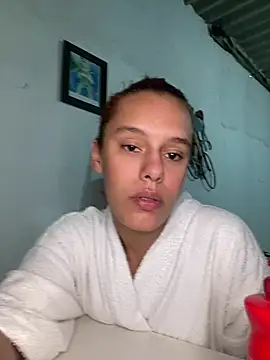 nandinharuivinha22 online show from 07/28/26, 01:54