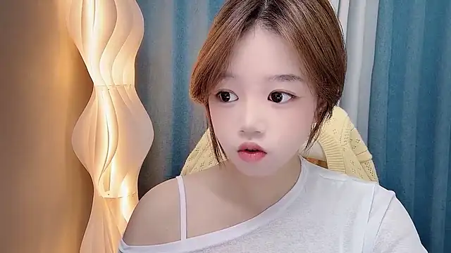 Lilababy00 online show from 06/14/26, 05:42