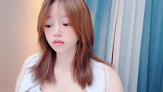 Lilababy00 online show from 07/07/26, 04:37
