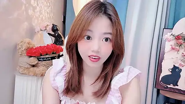 Lilababy00 online show from 07/28/26, 02:13