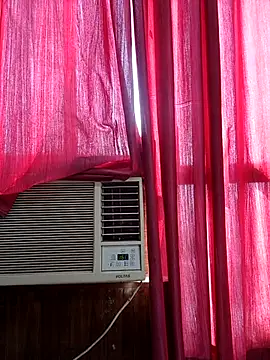 Snapshot of cute_dimple0 chatting on 04/19/26, 02:33 cute dimple0 online show from 04/19/26, 02:33