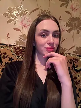 AlinaLove3213 online show from 05/31/26, 06:53