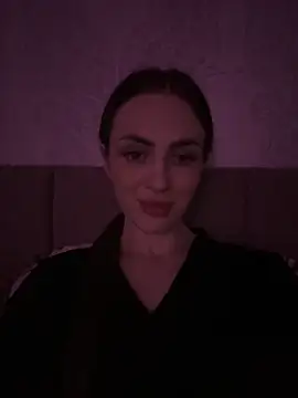 AlinaLove3213 online show from 06/16/26, 06:21