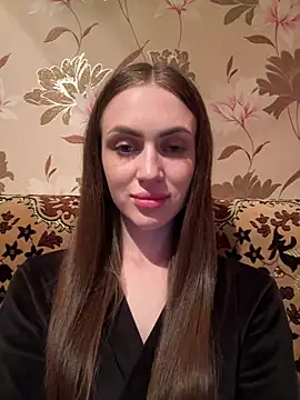 AlinaLove3213 online show from 06/24/26, 08:08