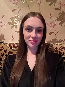 AlinaLove3213 online show from 07/05/26, 07:43