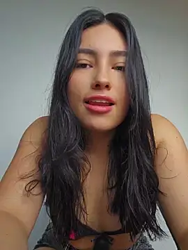 Snapshot of VioletRousee chatting on 06/12/26, 02:16 VioletRousee online show from 06/12/26, 02:16