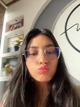 VioletRousee online show from 06/19/26, 01:26