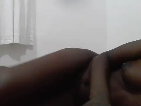 Snapshot of Boloman0212 chatting on 06/12/26, 03:05 Boloman0212 online show from 06/12/26, 03:05