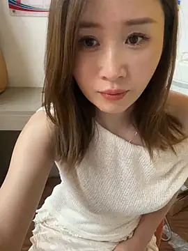 qin205205 online show from 07/07/26, 07:34