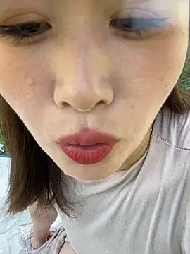 qin205205 online show from 07/14/26, 02:05