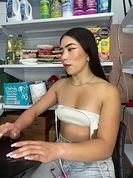 AMBERBUNNY  online show from 06/12/26, 03:33