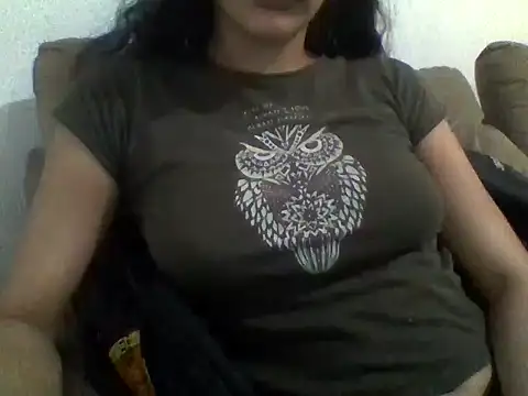 Snapshot of Lolakhaos chatting on 06/17/26, 11:38 Lolakhaos online show from 06/17/26, 11:38