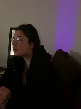 cherryxxox online show from 05/01/26, 05:56