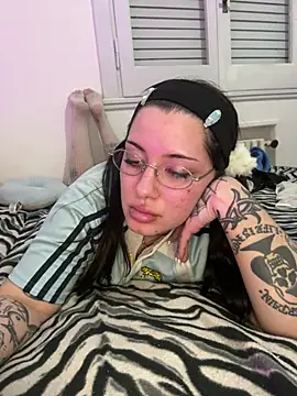cherryxxox online show from 06/23/26, 01:58