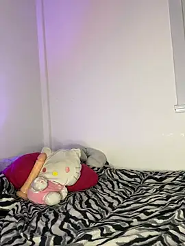 cherryxxox online show from 07/03/26, 04:08