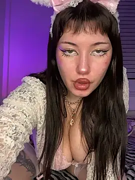 cherryxxox online show from 07/07/26, 01:41
