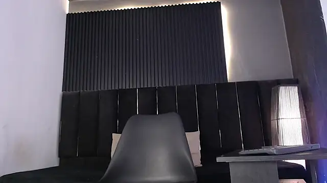 Logan Steel online show from 06/17/26, 03:57