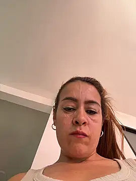 Snapshot of Natigoonzalez chatting on 05/03/26, 05:41 Natigoonzalez online show from 05/03/26, 05:41