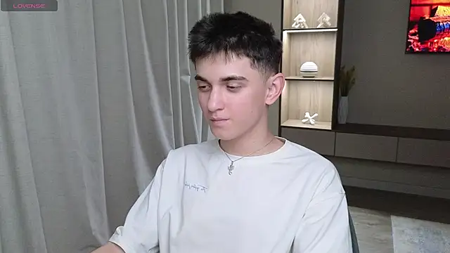 alexander 18 xxl online show from 07/17/26, 10:33