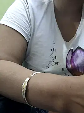 Snapshot of sexy_payal_hot chatting on 05/05/26, 04:48 sexy payal hot online show from 05/05/26, 04:48