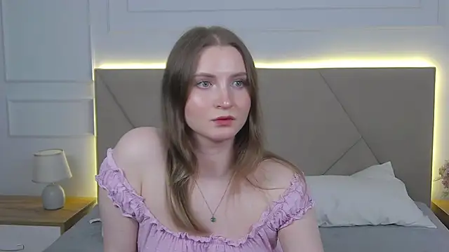 ArianaMilss online show from 06/03/26, 02:33