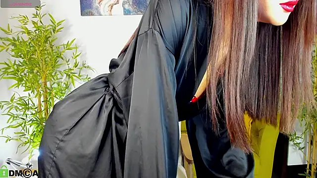 Snapshot of Riddle_Lay chatting on 05/16/26, 10:36 Riddle Lay online show from 05/16/26, 10:36