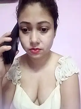 Snapshot of Hot_Soniya_08 chatting on 04/18/26, 07:18 Hot Soniya 08 online show from 04/18/26, 07:18