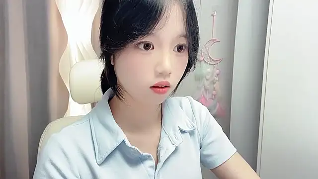 Snapshot of Xiaoqing00 chatting on 06/07/26, 12:09 Xiaoqing00 online show from 06/07/26, 12:09