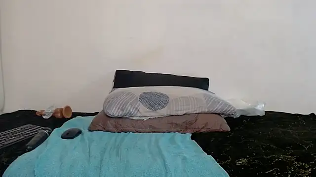 CaramelBaddie16 online show from 07/02/26, 03:23