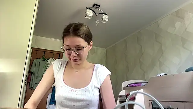 UncaringArtery online show from 06/28/26, 06:08