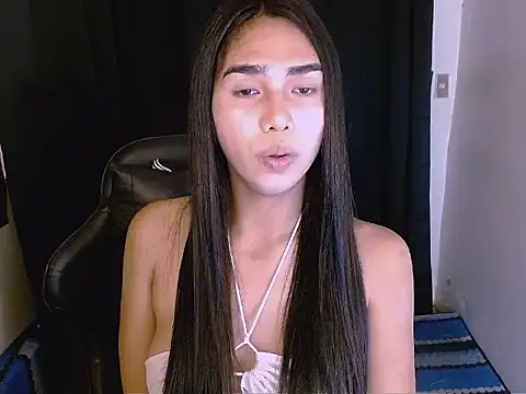 Snapshot of Gabvela chatting on 06/17/26, 04:15 Gabvela online show from 06/17/26, 04:15
