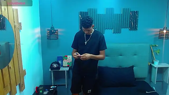 Lukaz Caballero online show from 06/25/26, 04:56