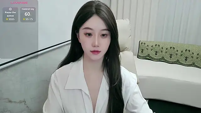 LUNYI-CC online show from 07/26/26, 11:39