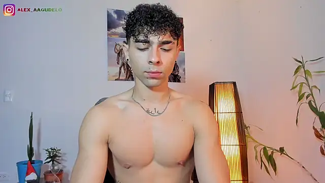 Snapshot of Alex_zt7 chatting on 06/09/26, 01:12 Alex zt7 online show from 06/09/26, 01:12