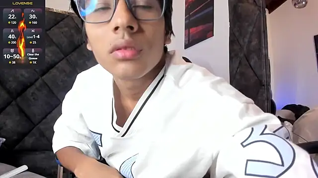 LiamKron online show from 06/13/26, 10:57