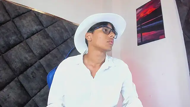 LiamKron online show from 07/28/26, 11:17