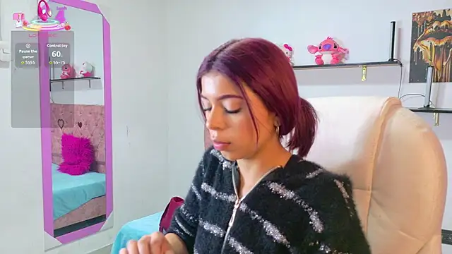 Snapshot of VelinaHoney chatting on 06/10/26, 12:48 VelinaHoney online show from 06/10/26, 12:48