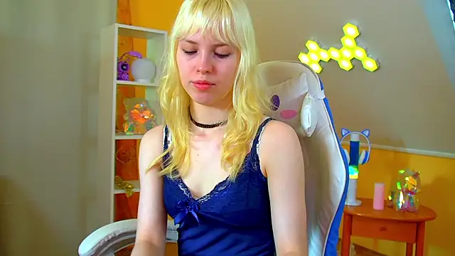 HannahHollis online show from 07/02/26, 06:08