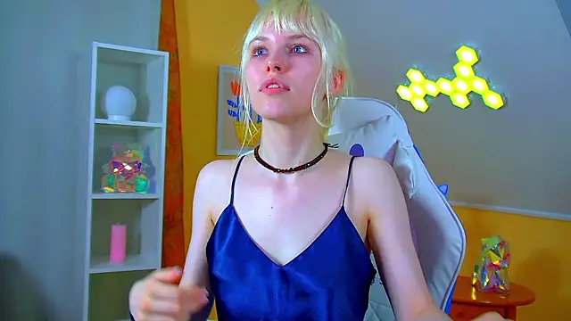 HannahHollis online show from 07/02/26, 06:36