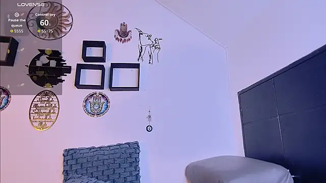 Snapshot of LunaBaxter_ chatting on 06/09/26, 12:28 LunaBaxter online show from 06/09/26, 12:28