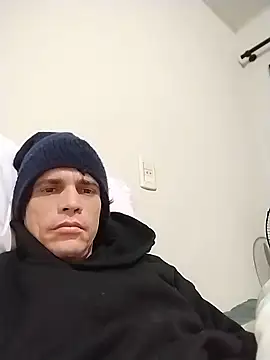 Bruno13travieso online show from 05/23/26, 01:59