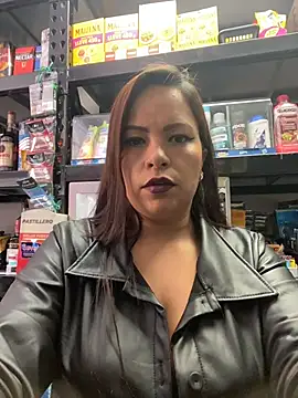 MIA ROSSEEE online show from 06/15/26, 03:36