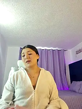 Celestee 21 online show from 06/07/26, 09:07