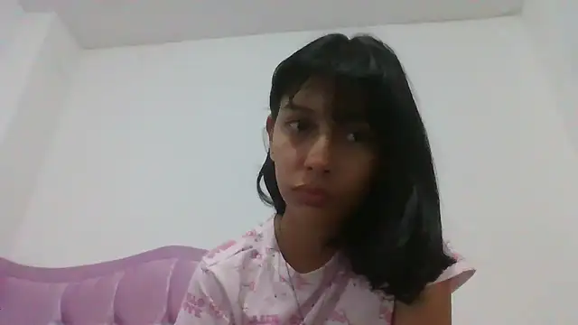 Snapshot of xoxo_anny chatting on 07/07/26, 01:26 xoxo anny online show from 07/07/26, 01:26