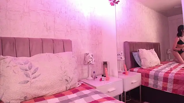 Alis Roze online show from 04/30/26, 08:15